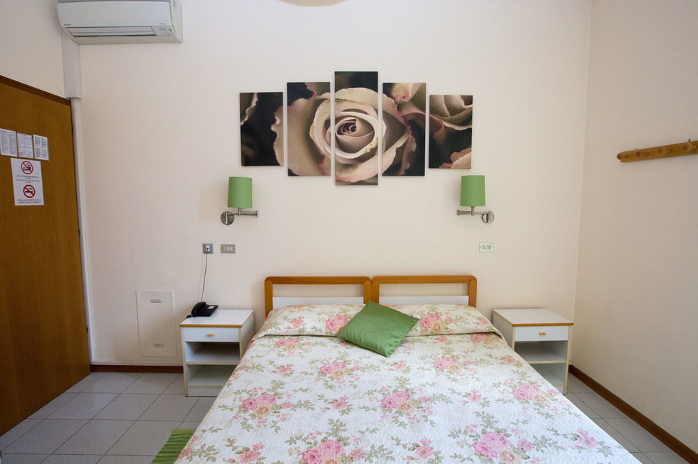 Hotel Arcoveggio Болоня Екстериор снимка