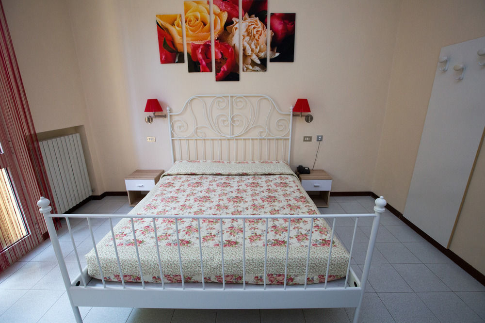 Hotel Arcoveggio Болоня Екстериор снимка