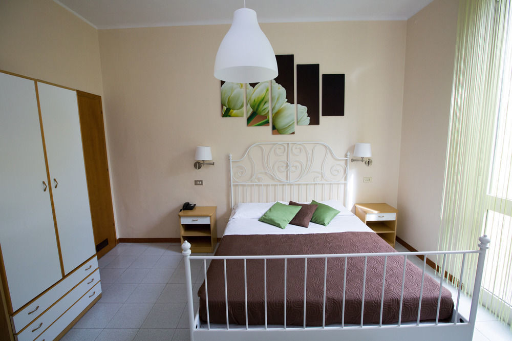 Hotel Arcoveggio Болоня Екстериор снимка